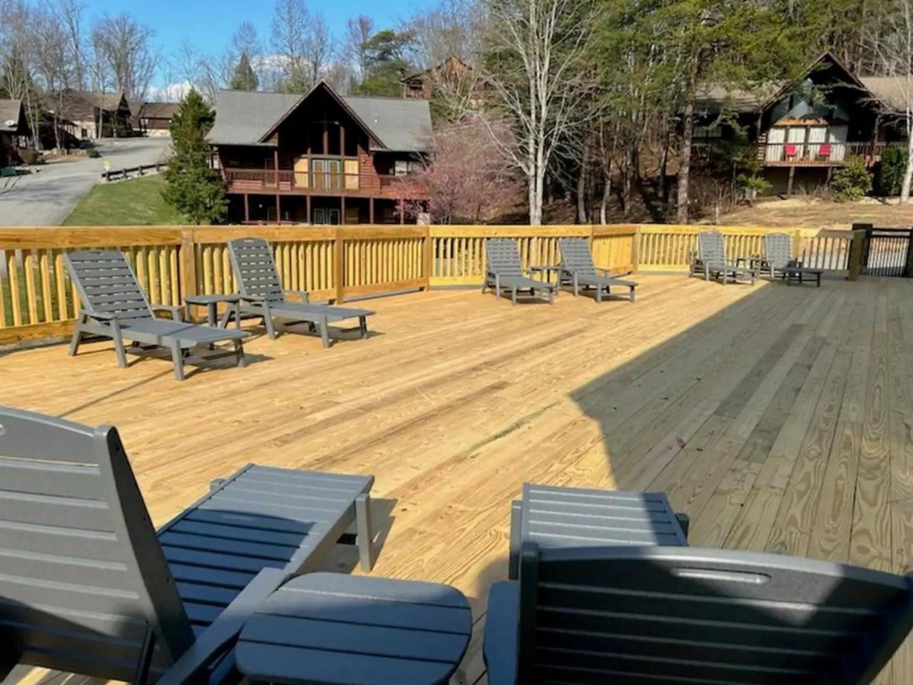 Вилла Views I Mins To Dollywood I Hot Tub I Pool Table Севьервилл Экстерьер фото