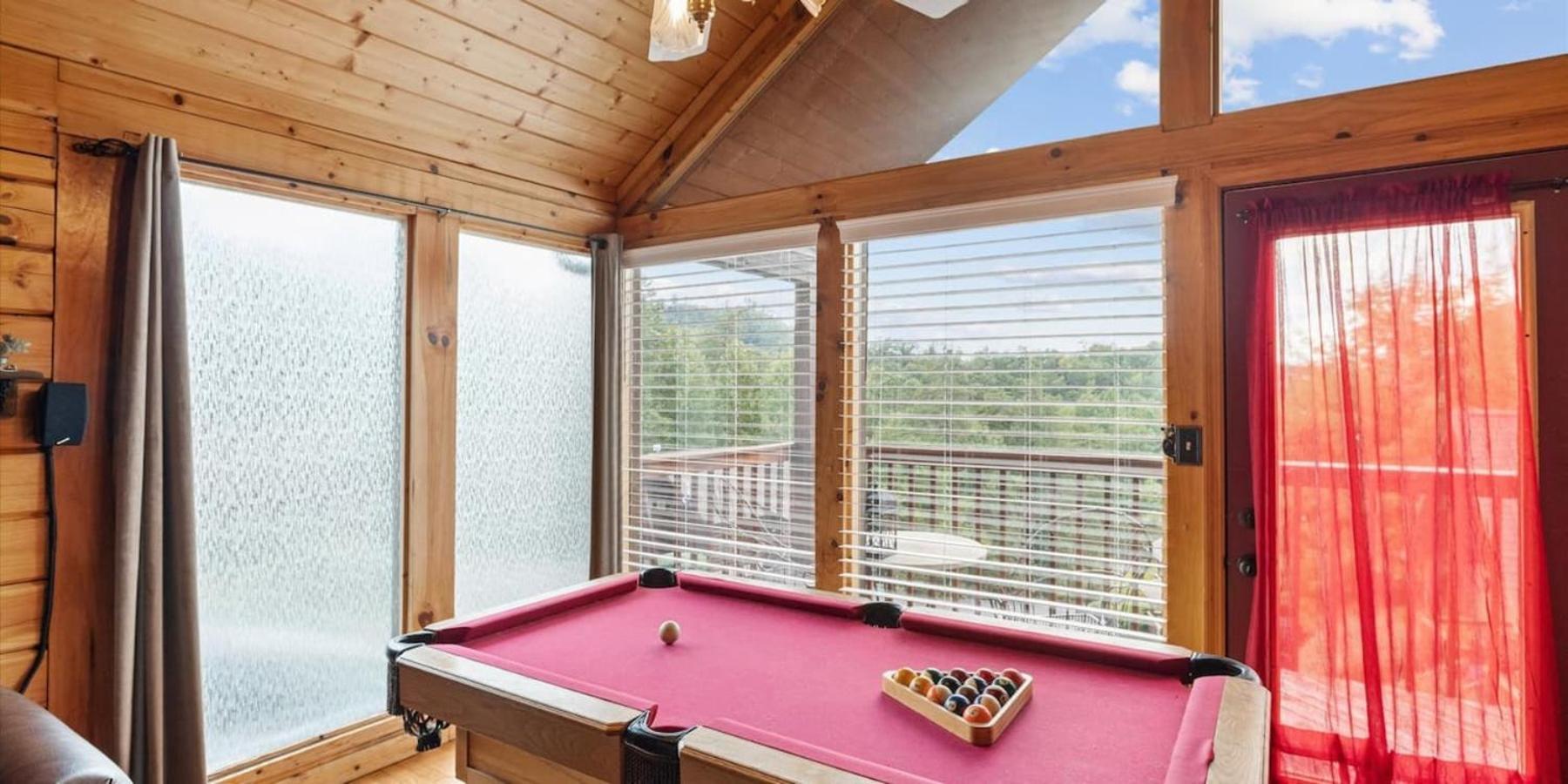 Вилла Views I Mins To Dollywood I Hot Tub I Pool Table Севьервилл Экстерьер фото